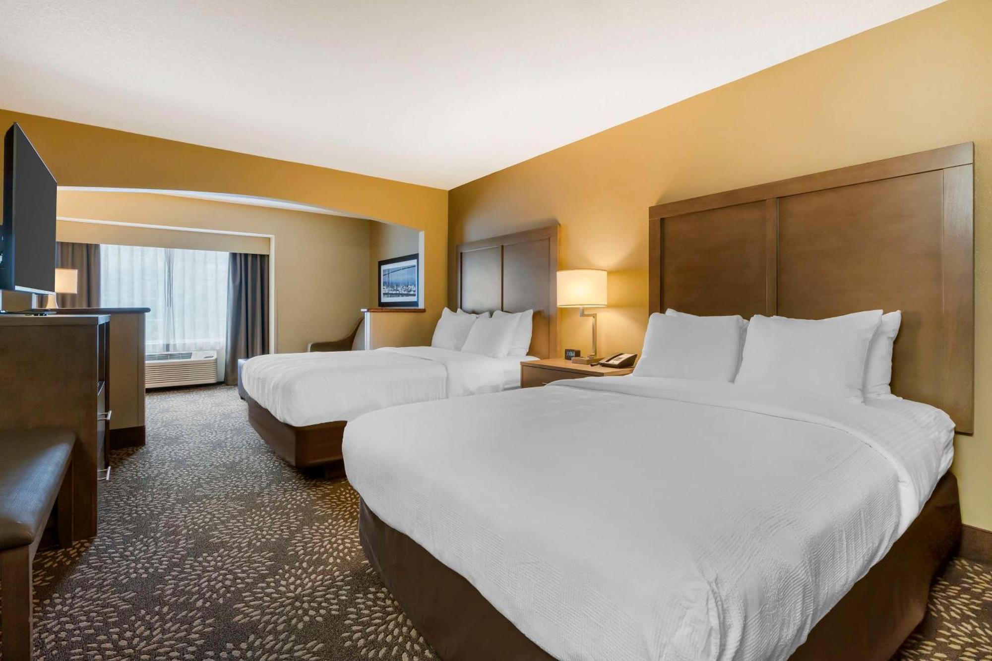 Best Western Columbia River Waterfront Hotel Astoria Bagian luar foto