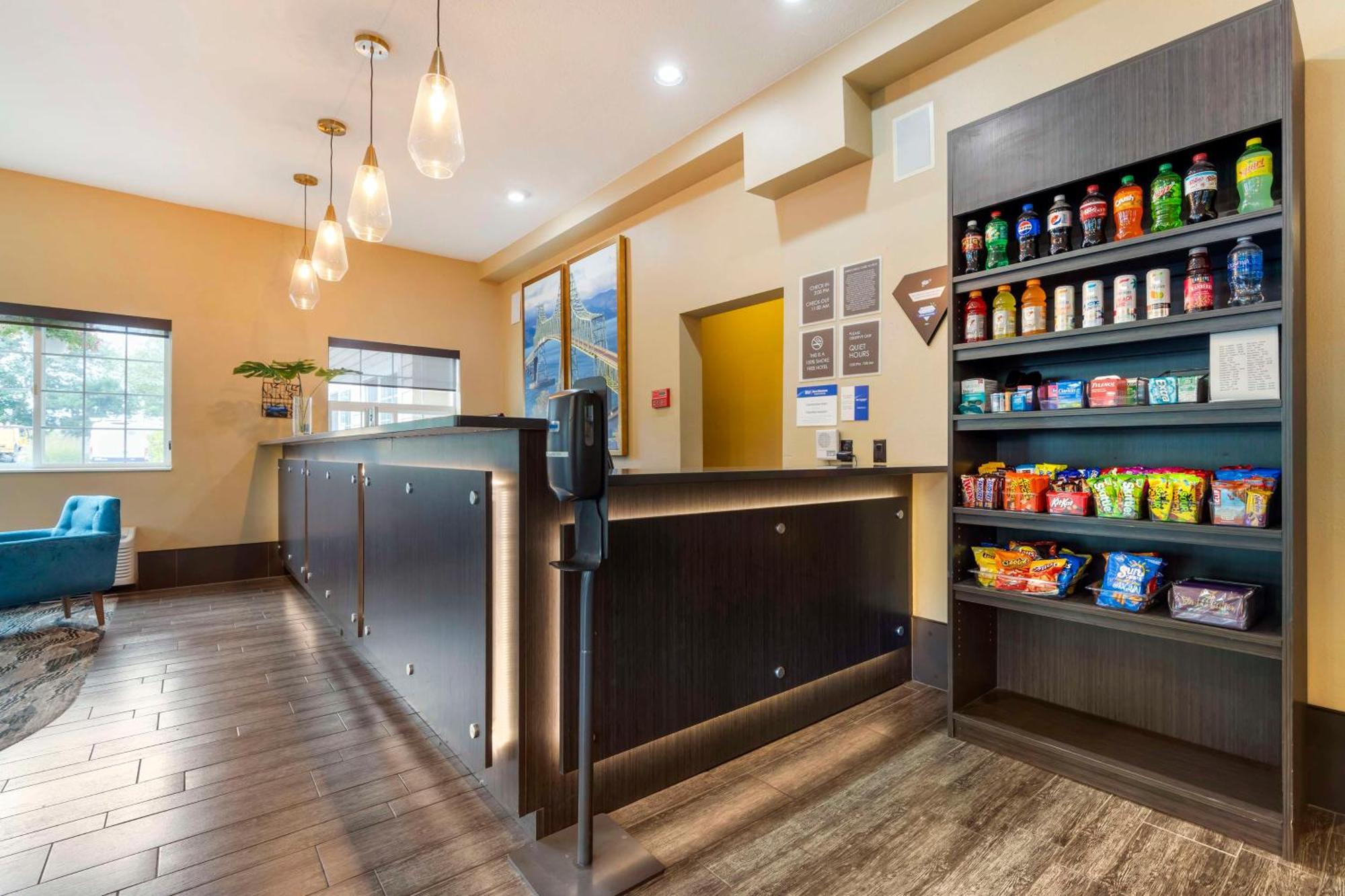 Best Western Columbia River Waterfront Hotel Astoria Bagian luar foto