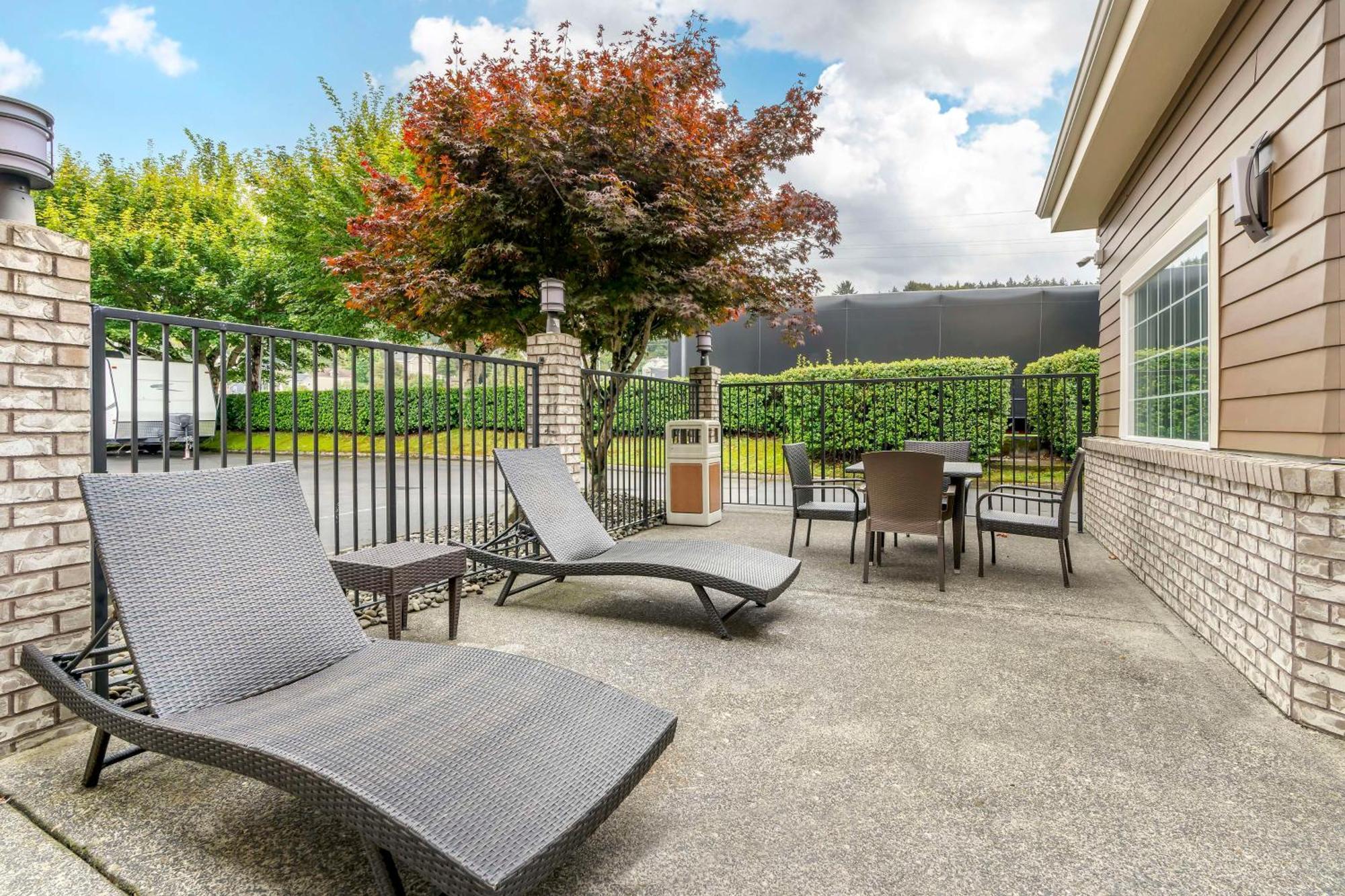 Best Western Columbia River Waterfront Hotel Astoria Bagian luar foto