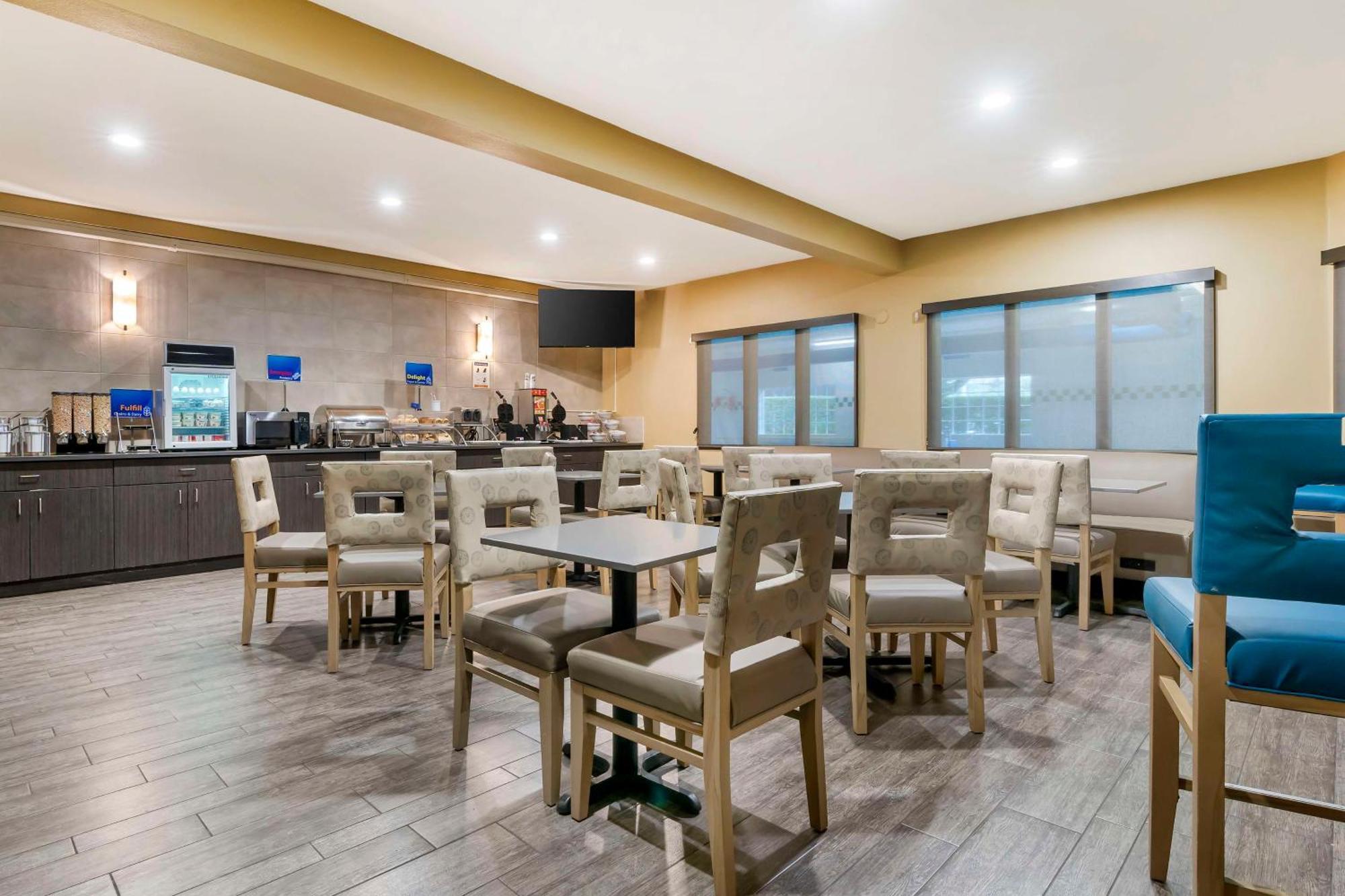 Best Western Columbia River Waterfront Hotel Astoria Bagian luar foto