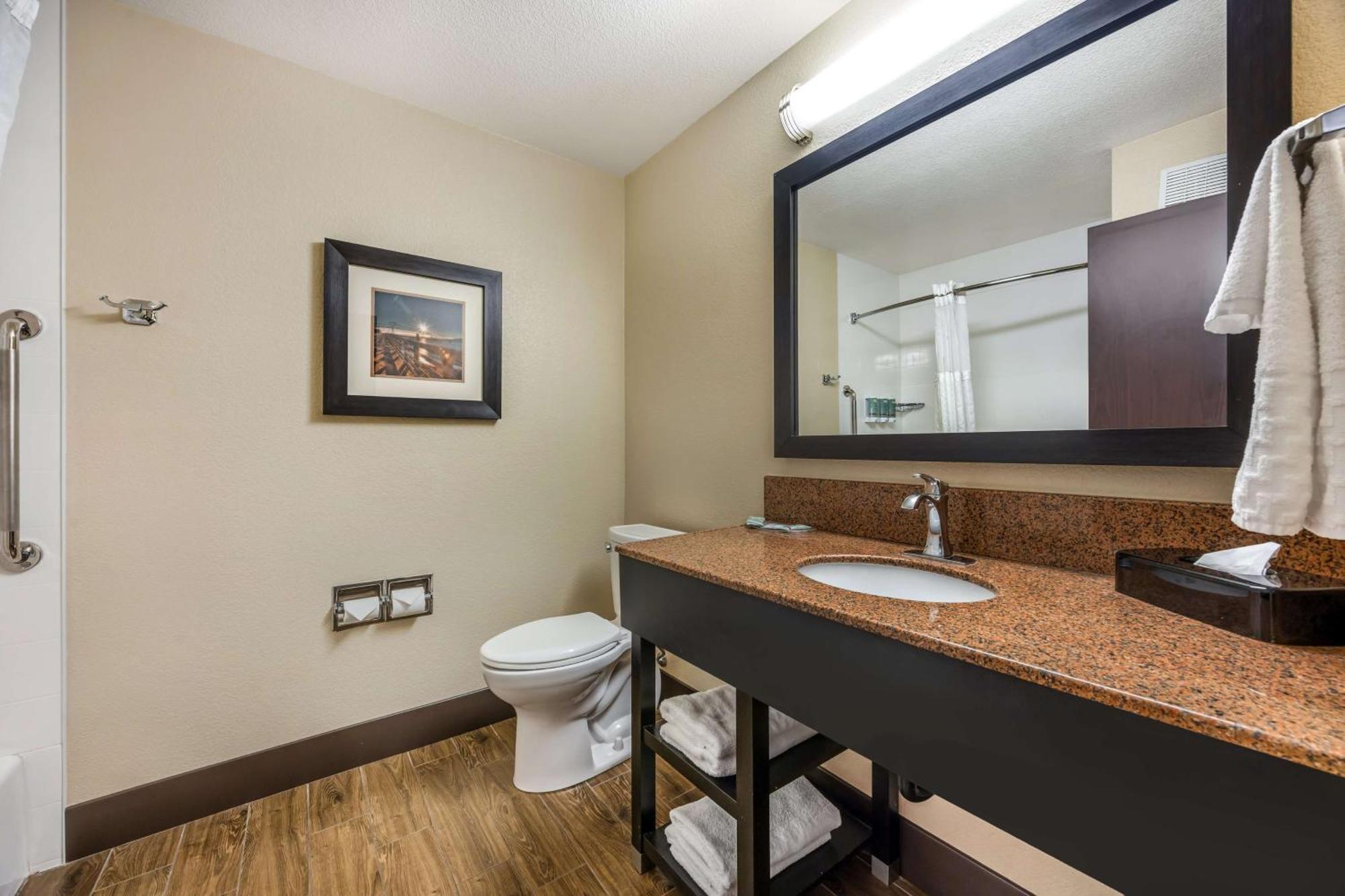 Best Western Columbia River Waterfront Hotel Astoria Bagian luar foto