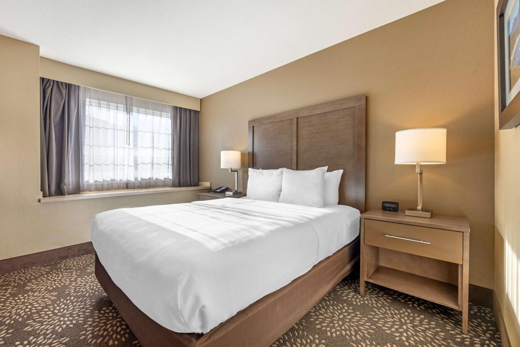 Best Western Columbia River Waterfront Hotel Astoria Bagian luar foto